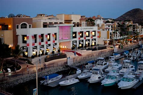 luxury mall los cabos.